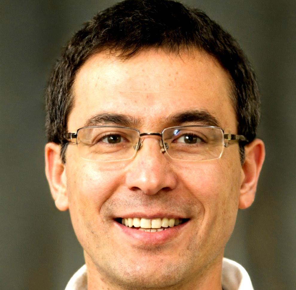 Carlos Mendoza, Director de Planificación Financiera